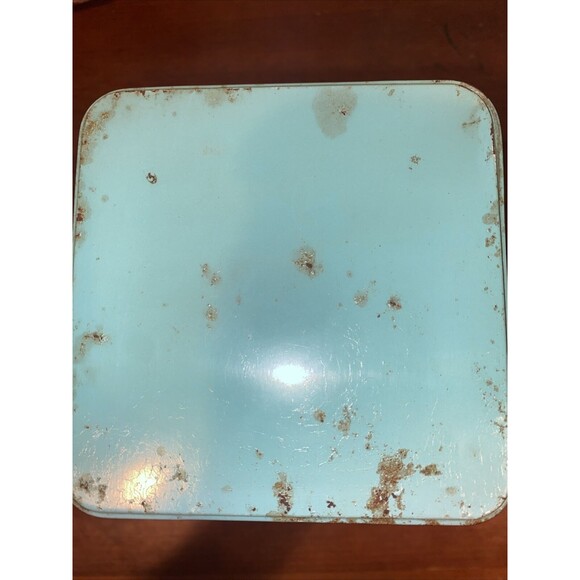 Vintage 1969 Nabisco Premium Saltine Cracker Tin 14oz. Light Blue Top - Picture 2 of 7